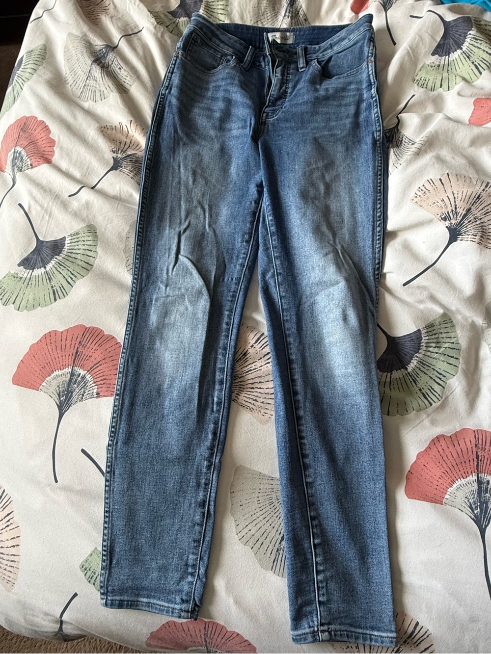 Madewell Curvy Roadtripper Jeans